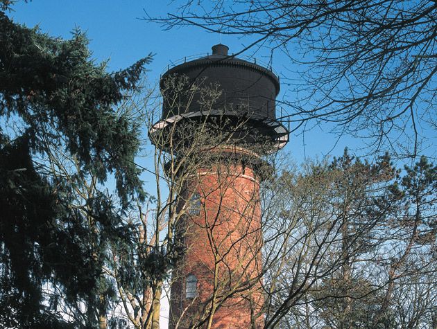 TV House Buckinghamshire Water Tower