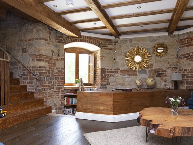 Grand Designs TV house series 19 episode 1 2018 Georgian folly inside has stripped back brick walls and exposed beams house -tv-houses-granddesignsmagazine.com