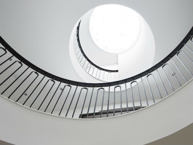 grand designs oct18 baufritz atherton house staircase light winding