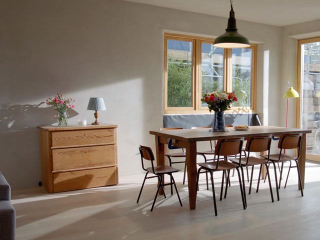 dining room table in plot 6 on grand designs The Street Episode 3, on channel 4 and hosted by Kevin McCloud
