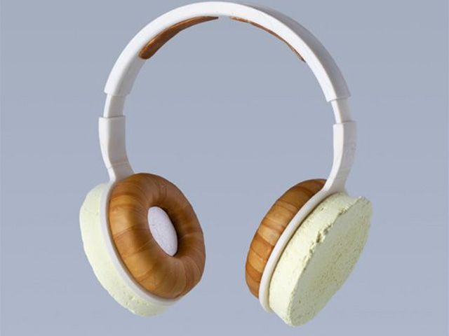 headphones green heroes - Kevin Mcloud's top eco friendly green heroes for 2019 - Kevin Mcloud - granddesignmagazine.com