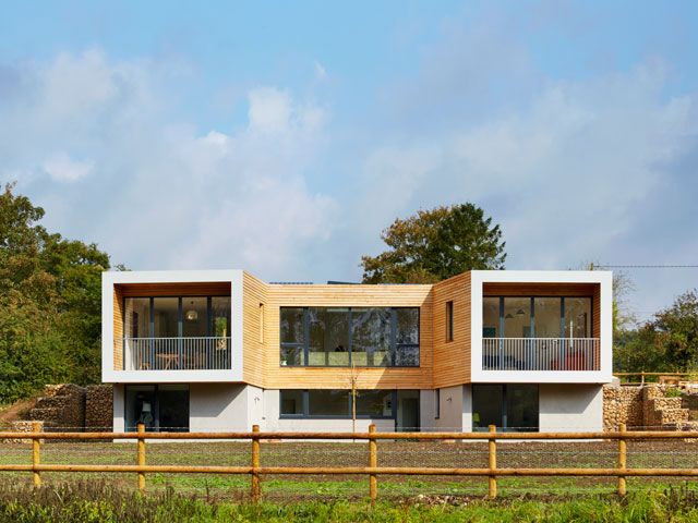 As featured on Grand Designs in 2014, Periscope House attained Code 6 – a now defunct British standard similar to Passivhaus