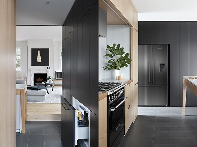 whitign architects melbourne home extension kitchen fisher and paykel appliances - granddesigns 