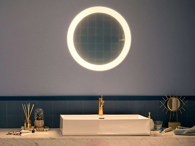 philips hue adore smart bathroom mirror led - grand designs 