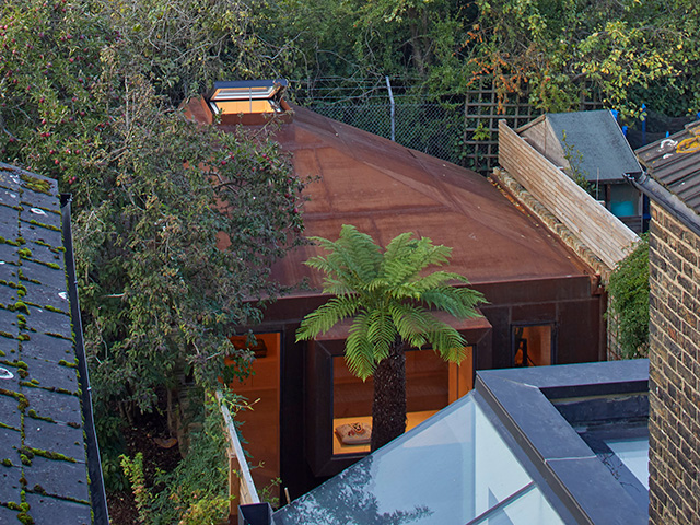 rise design studio garden bunker edmund sumner exterior - grand designs - extensions