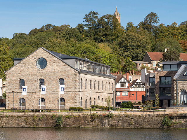 new build homes in Bristol seen across a river