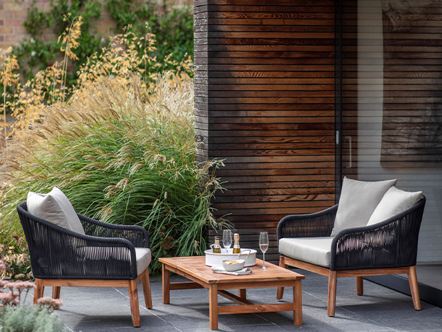 black rattan furniture - buyers guide to outdoor furniture - home improvements - granddesignsmagazine.com