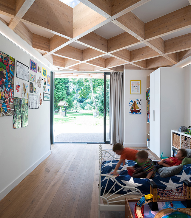 children's bedroom with exoposed timber roof - self build homes - grand designs