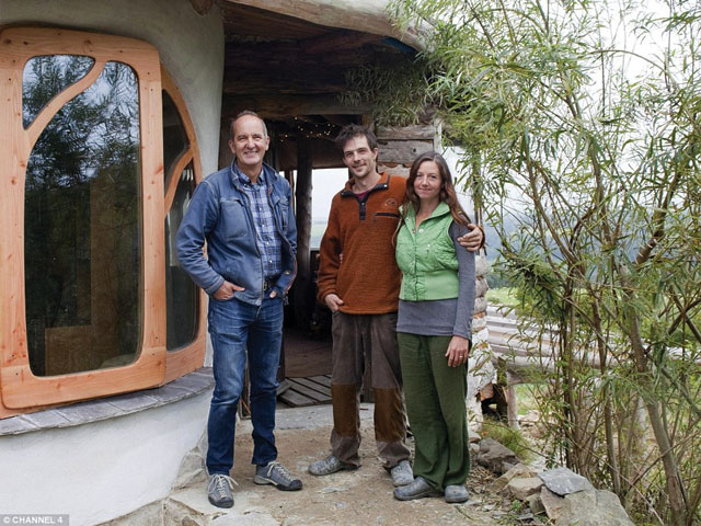 The pembrokeshire grand designs house that brunt down 