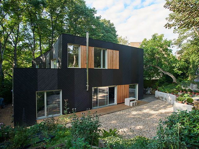 eco grand designs house with garden in greenwich by facit homes kevin mccloud top tips