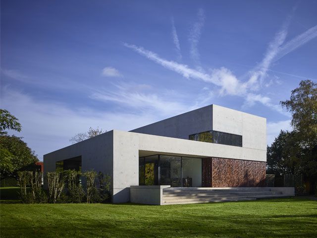 S shaped country villa longlisted for the RIBA House of the Year 2018 -tv-houses-granddesignsmagazine.com