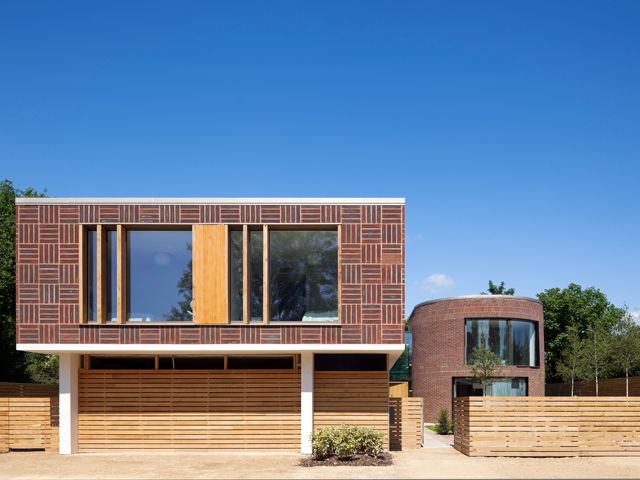 Metropolitan Workshop designed brick self build home featuring York handmade bricks