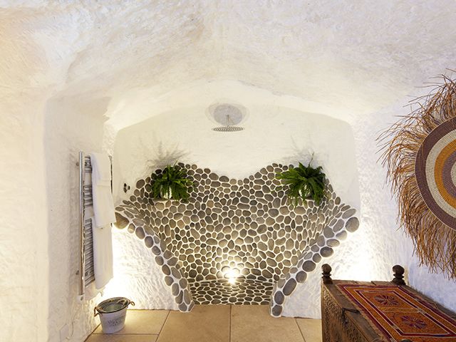 the bathroom in the rockhouse cave house from grand designs