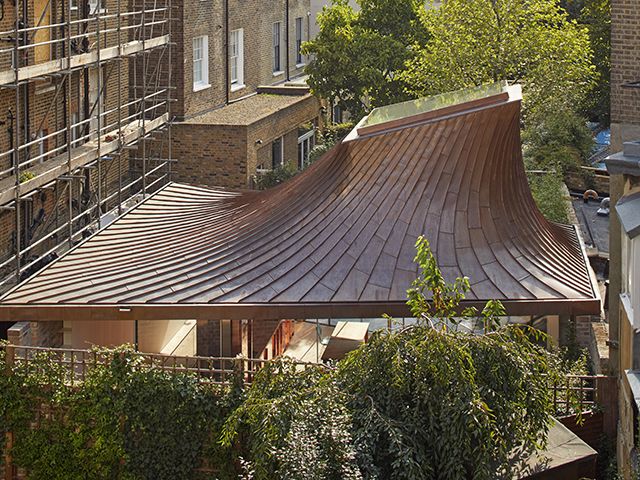 wood awrds winner house in a garden - self build - granddesigns