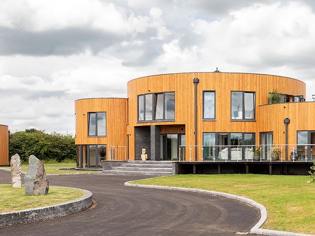 grand designs tv house in lincolnshire from 2019 series - granddesigns 