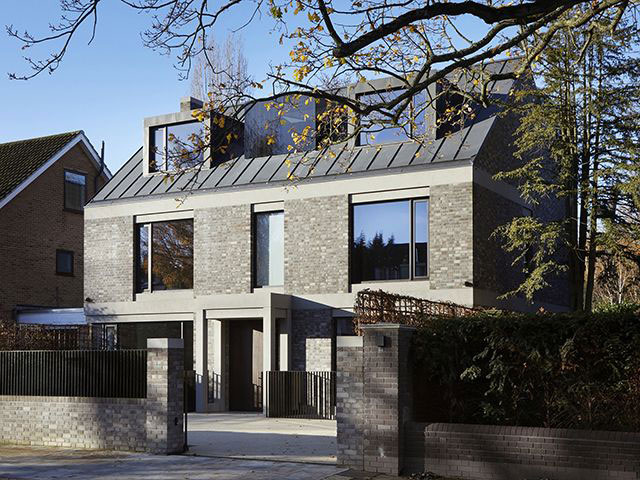 Brick modern contemporary self build home - grand designs Construction duration estimation