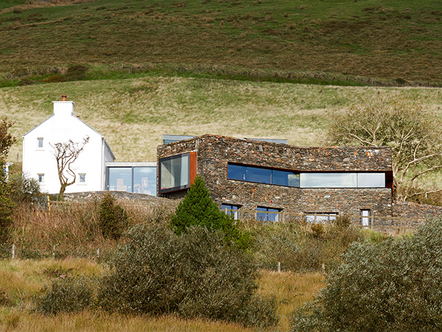 grand designs stone house copy - 7 striking stone houses - self build homes - granddesignsmagazine.com