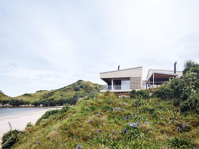 Hahei House by studio2 architects - self build - grand designs New Zealand home