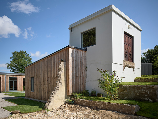 grand designs tv house in converted reservoir in hull - 2019 