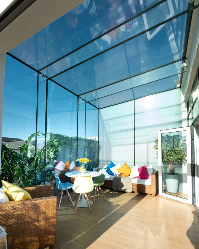 glazed roof extension in south London by IQ Glass