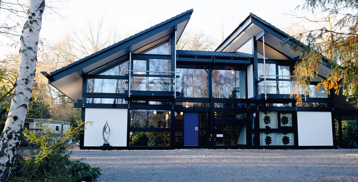 david and greta's huf haus in surrey