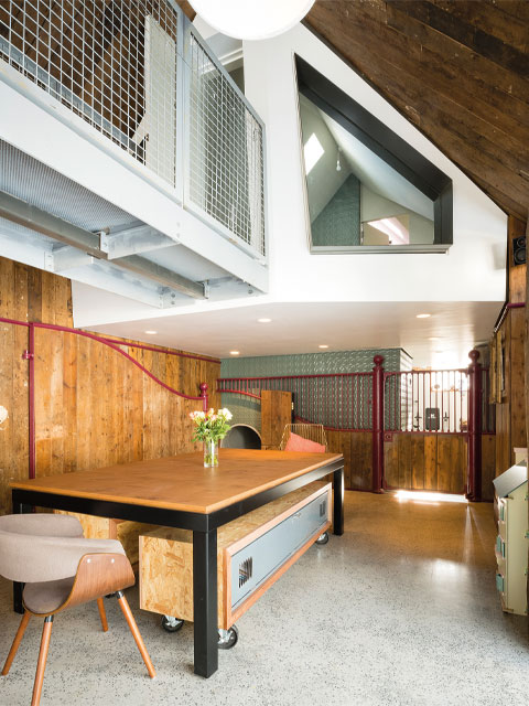 modern barn conversion in Woking by Alter and Company