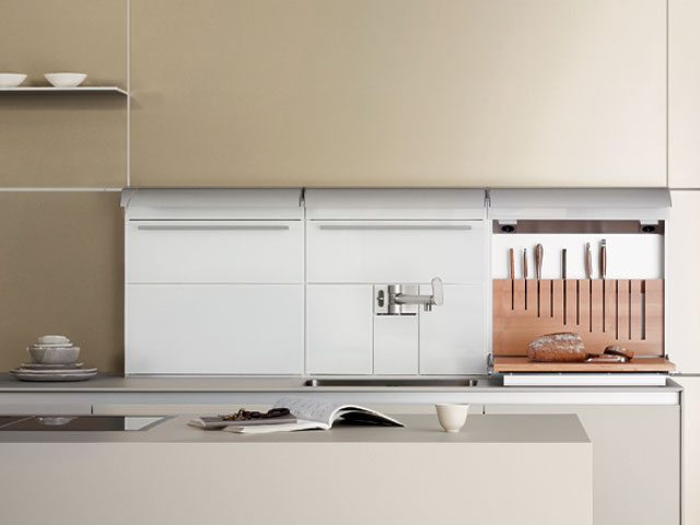 Bulthaup integrated knife storage