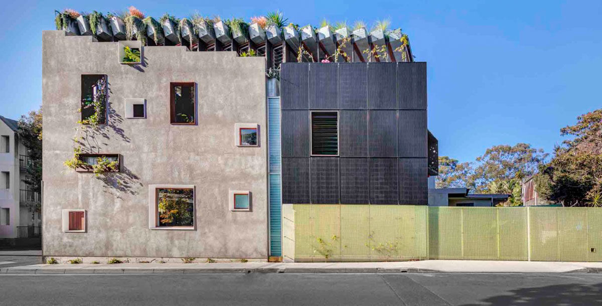 future homes: This carbon neutral home has passive thermal regulation throughout, as well as a smart rooftop garden and interior glass wall