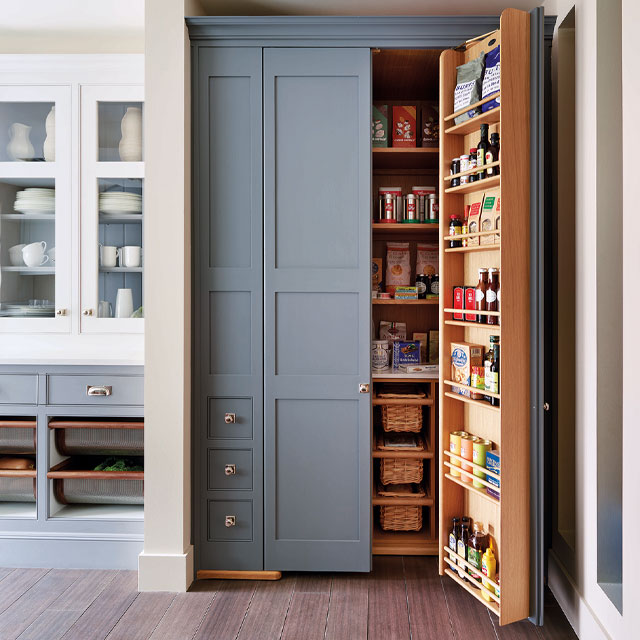 Iconic Smallbone kitchen with larder painted in lilac-grey