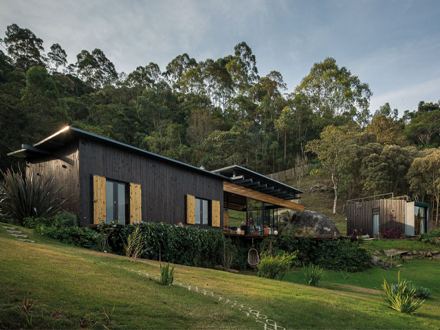 house built from clt timber in Goncalves, Brazil