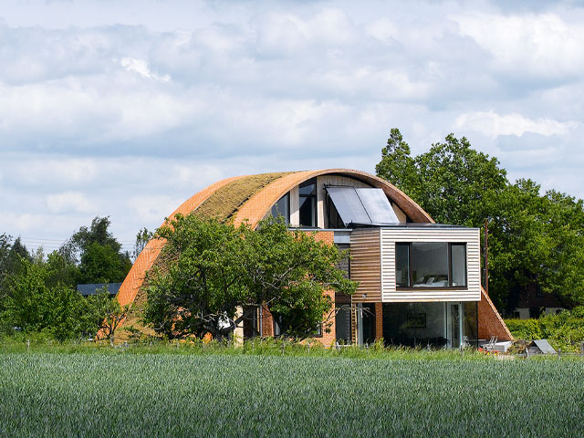 Richard Hawkes' Clay Arch house from Grand Designs