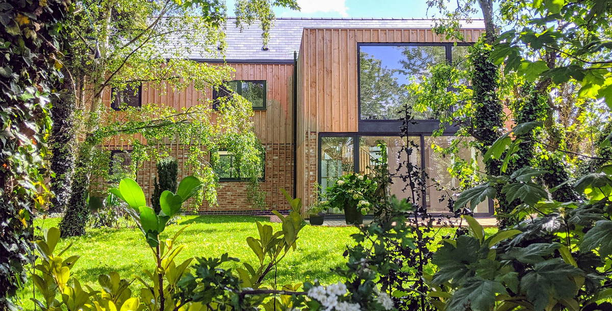 timber homes: sustainable and affordable SIP timber home by Will Campion