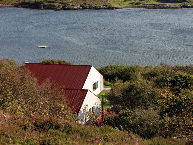 Weatherproof home exposed tot eh Atlantic on the west coast of Ireland 