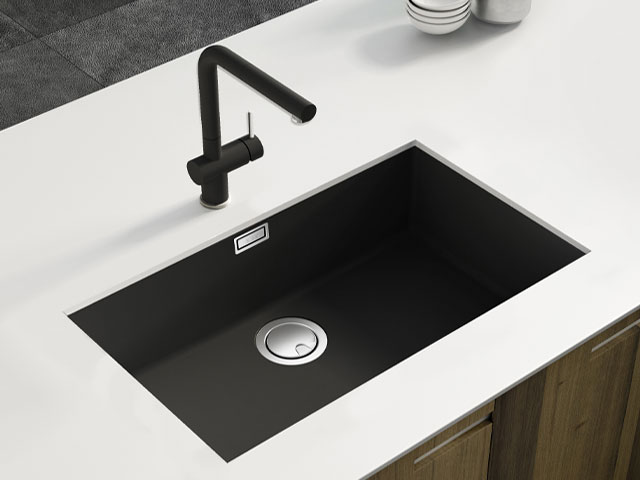 durable and easy to clean composite kitchen sink