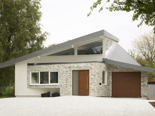 After buying the plot next to their Hertfordshire house, and knocking down the bungalow on it, one couple hired <a href="https://mcma.design/" target="_blank" rel="noopener">MCMA Architects</a> to design this 195sqm two-bedroom timber-frame home. It cost £743,000 and was funded by a self-build mortgage from <a href="https://www.ecology.co.uk/" target="_blank" rel="noopener">Ecology Building Society</a>. Photo: Richard Chivers