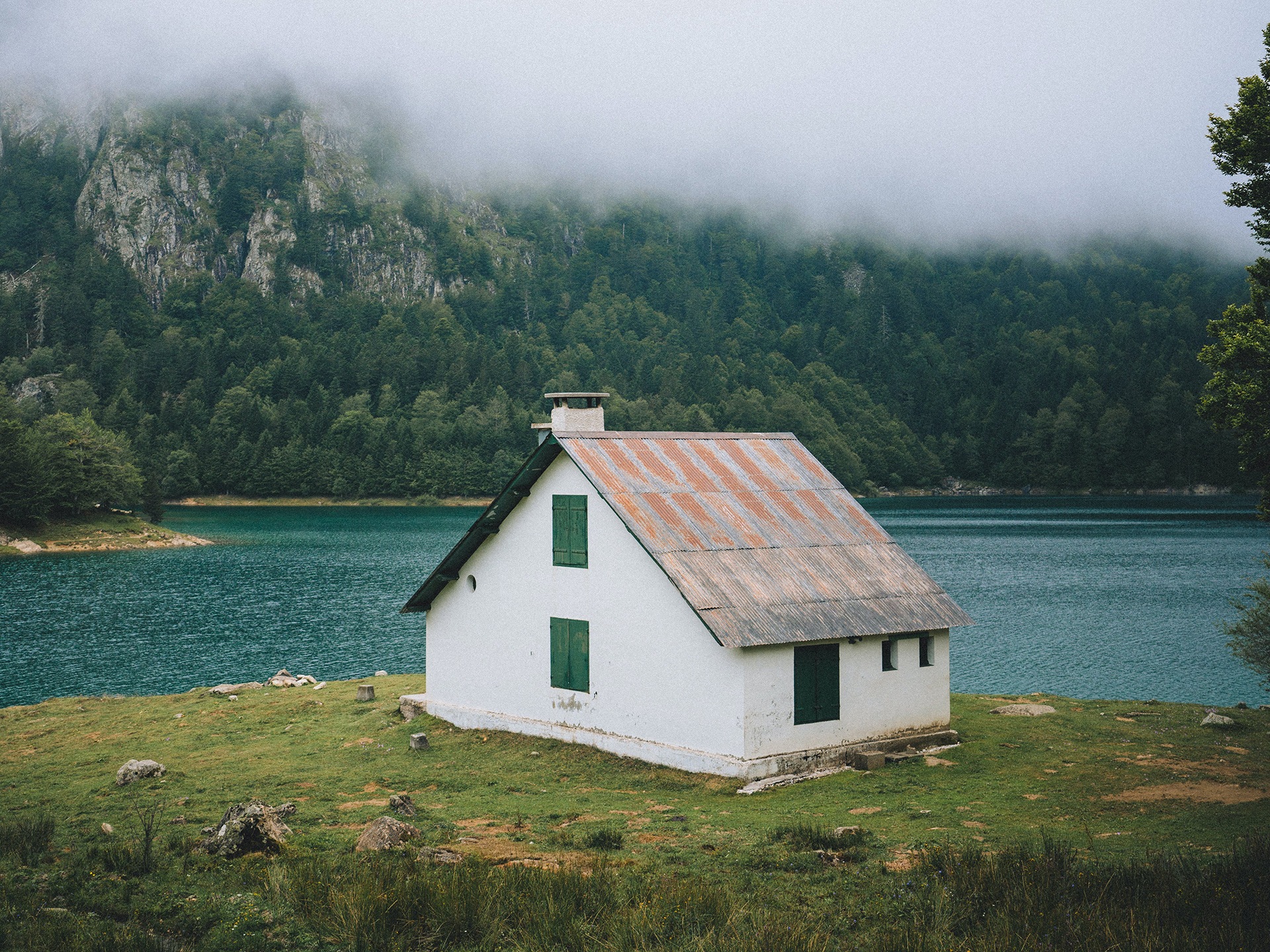 A house by  a lake