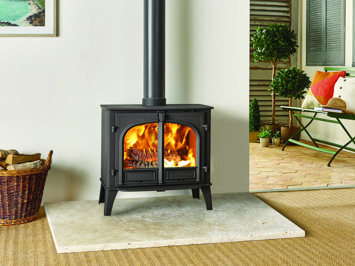 Heat a big space efficiently with a large log burner - Grand Designs ...