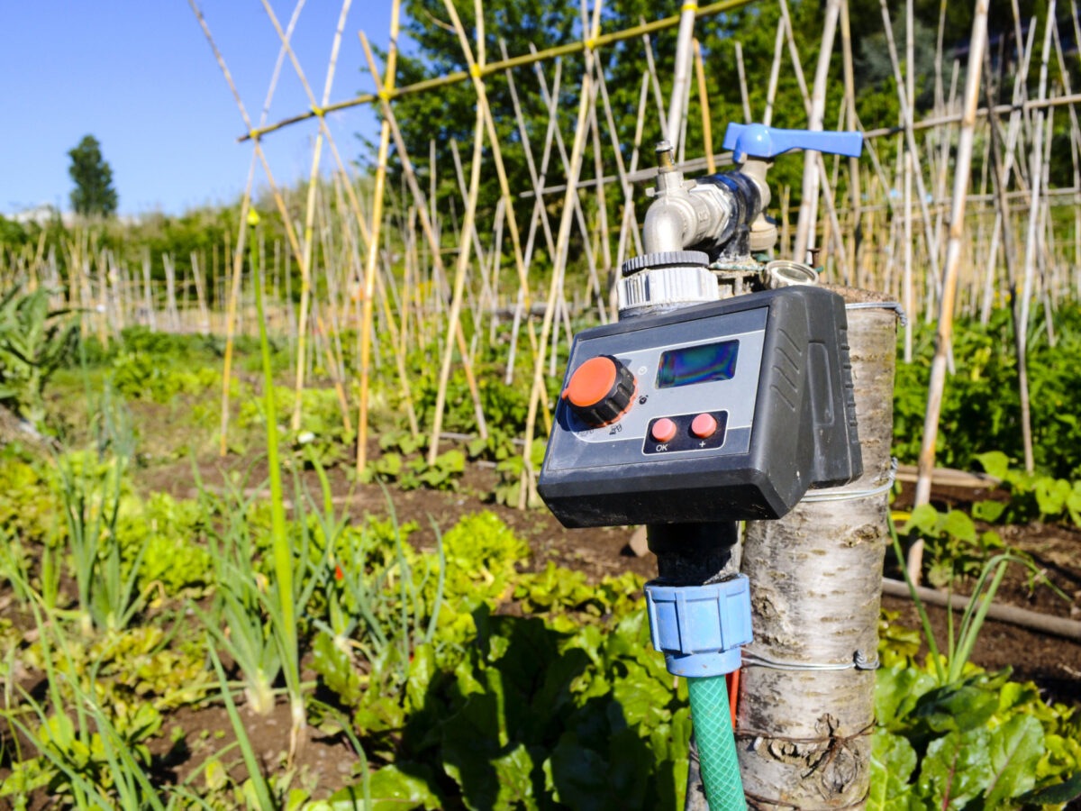Automatic Irrigation Systems - Never Forget to Water Your Garden Again ...