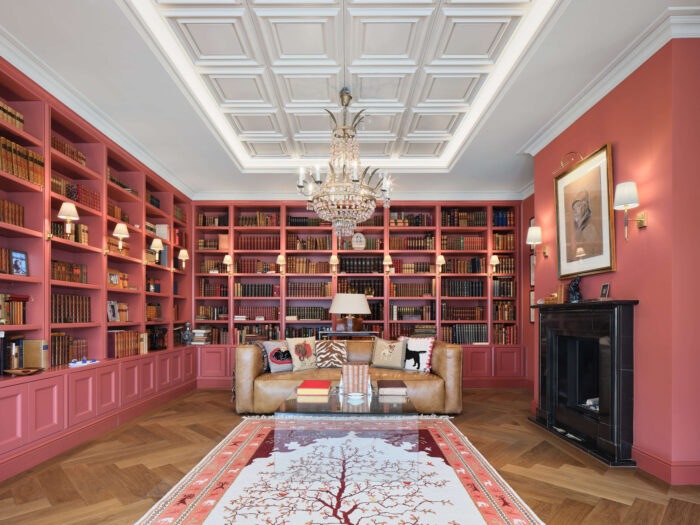 A classically-inspired modern mansion in Germany