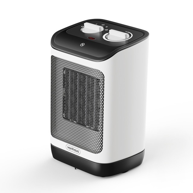 Space heater from VonHaus on white background