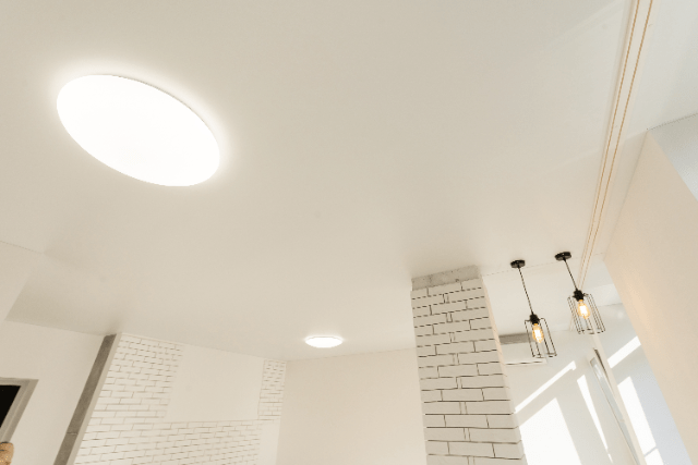 white ceiling with light in renovation 