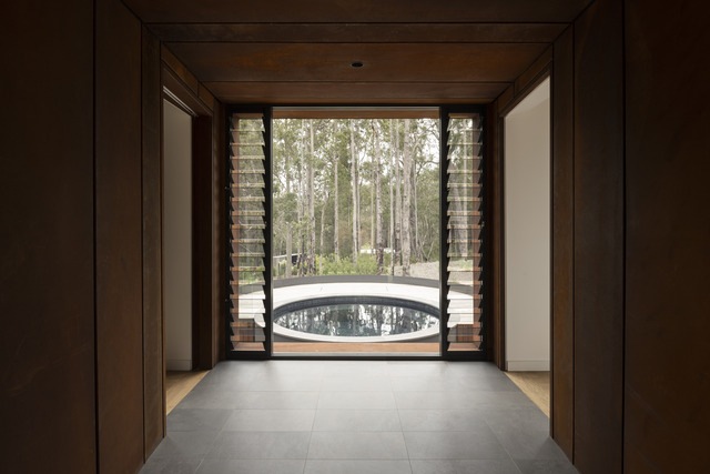 Outside pool Australian treehouse